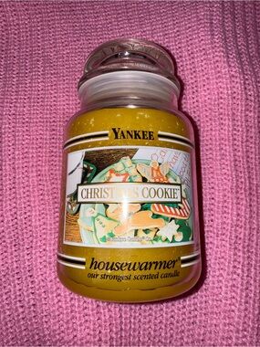 Christmas Cookie Housewarmer Scented Candle - Yellow